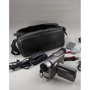 JVC GR-DVF31U CyberCam MiniDV Camcorder Lot  Bag Charger TESTED AND WORKING